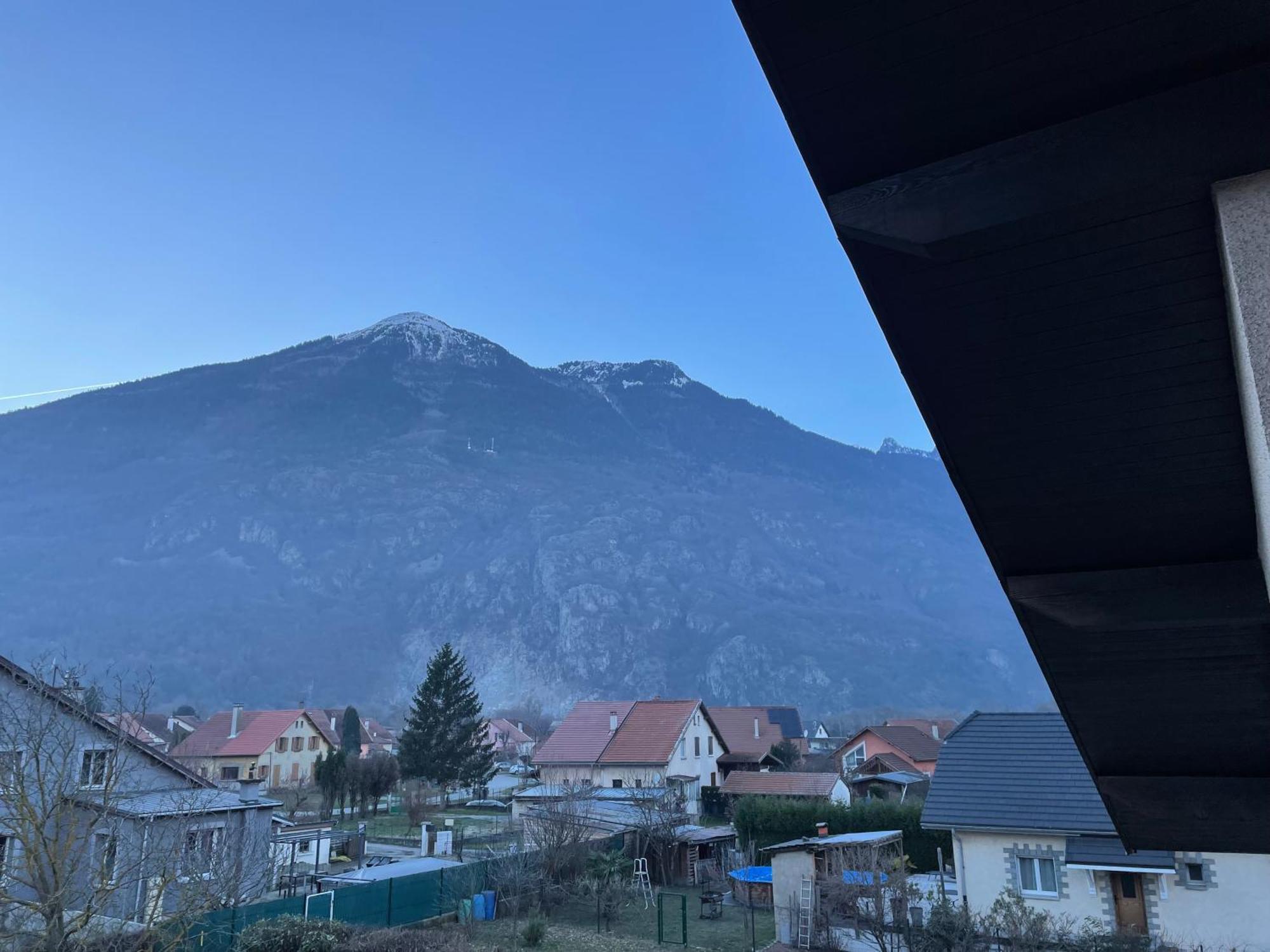 Au Pied De La Vallee Saint-Etienne-de-Cuines المظهر الخارجي الصورة